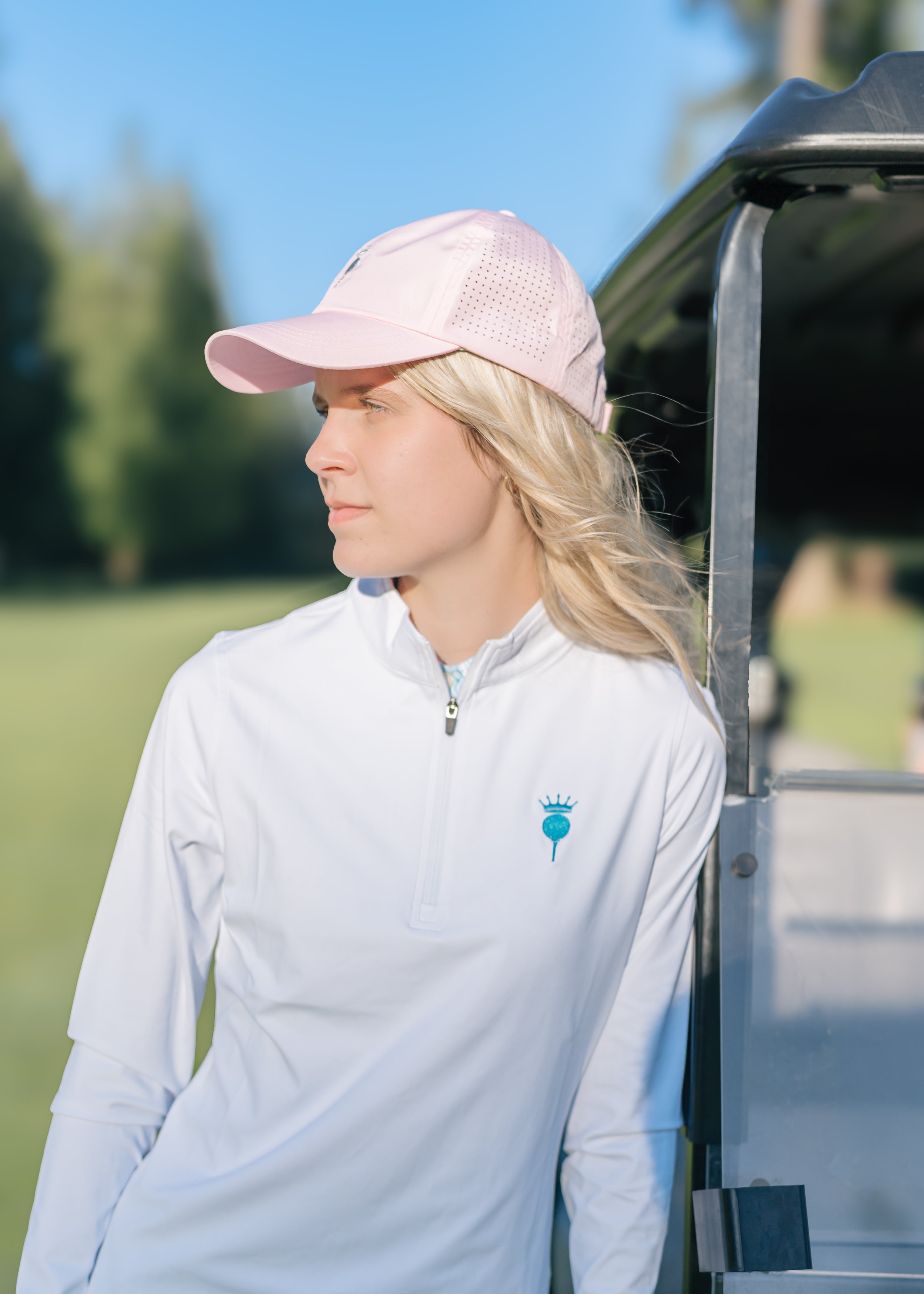 Women's Signature Icon Golf Quarter Zip